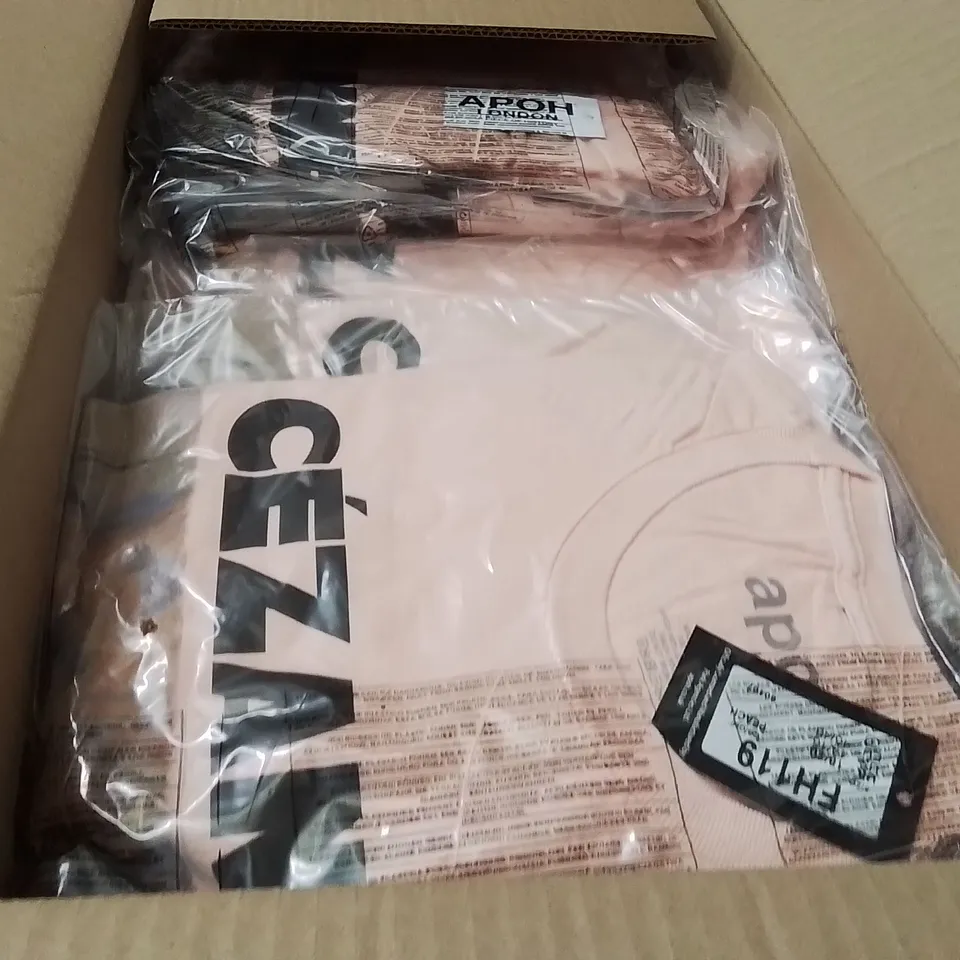 BOXED BRAND NEW APPROXIMATELY 40 APOLLO LONDON CEZANNE T-SHIRT PEACE SIZE 18/20