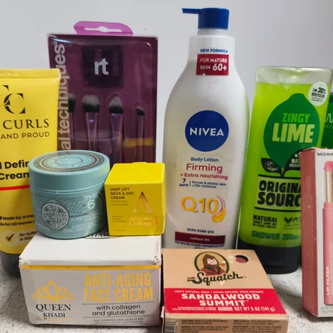 APPROX 12 ASSORTED BEAUTY PRODUCTS TO INCLUDE NIVEA BODY LOTION, ORIGINAL SOURCE SHOWER GEL, MORPHE LIP FILTER, ETC 