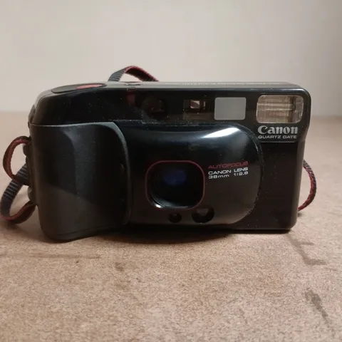 CANON SURE SHOT SUPREME QUARTZ DATE CAMERA