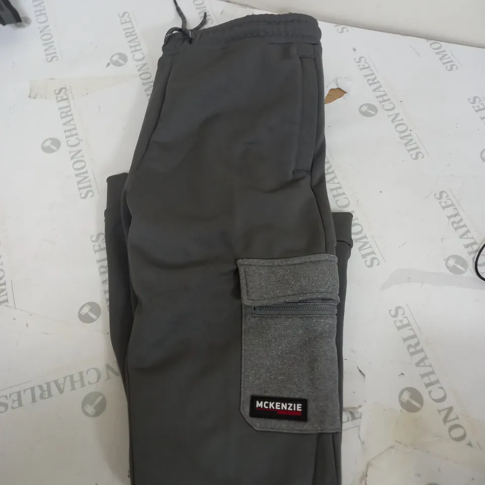 MCKENZIE TRACKSUIT BOTTOMS SIZE 13-15 YEARS
