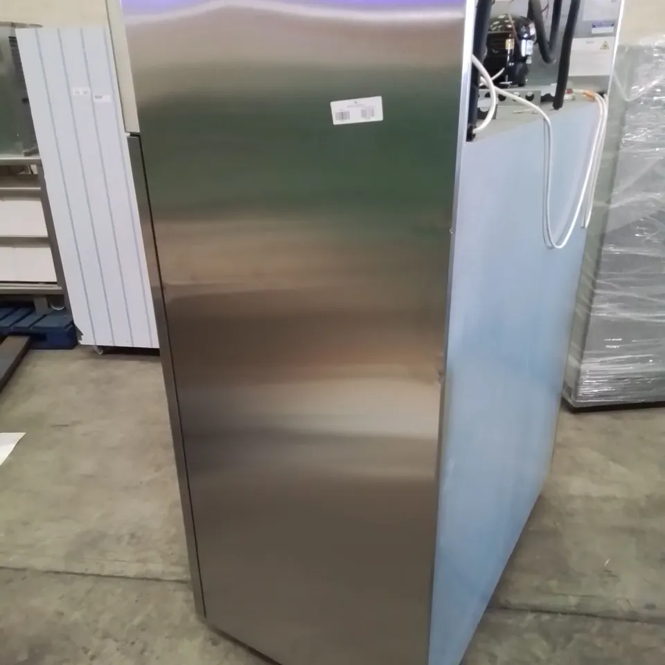 WILLIAMS 2 DOOR STAINLESS STEEL FISH/MEAT UPRIGHT COMMERCIAL FRIDGE