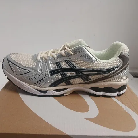 ASICS GEL-KAYANO 14 RUNNING SHOES – SILVER/WHITE/BLACK, UK 10½ (US 11½)