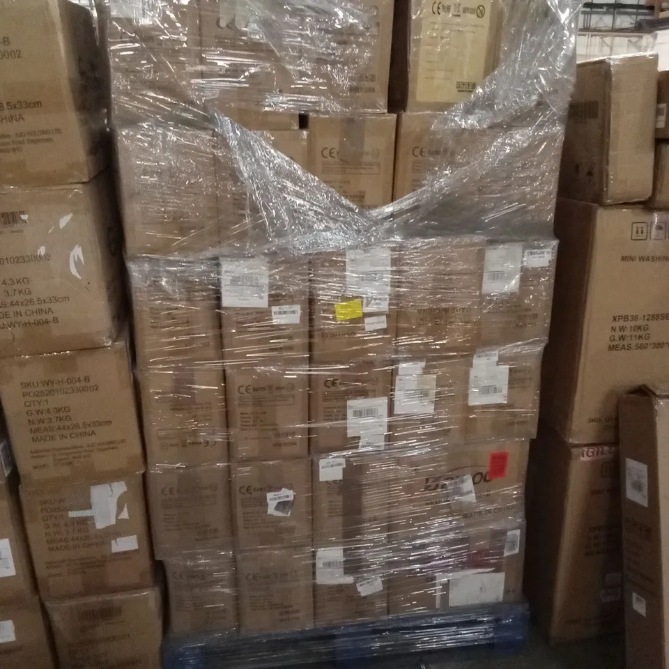 PALLET TO CONTAIN APPROXIMATELY 70 DAWOO PROFESSIONAL PET DRYERS