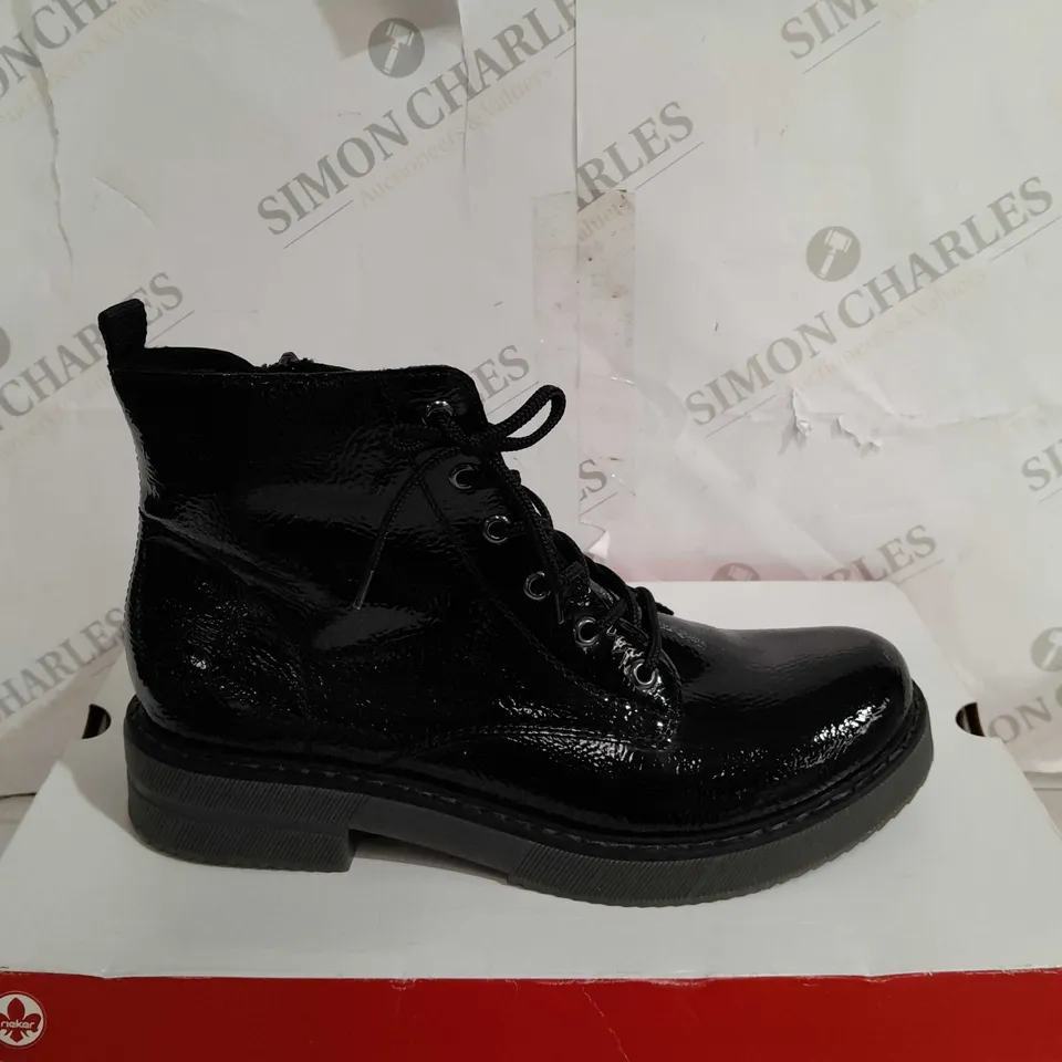 BOXED PAIR OF RIEKER LACE UP BOOTS IN BLACK - SIZE 7.5