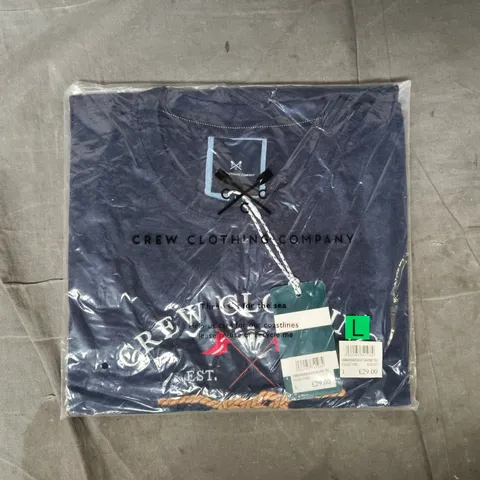 BAGGED CREW CLOTHING COMPANY EMBROIDERED KNOT GRAPHIC T-SHIRT IN NAVY SIZE LARGE