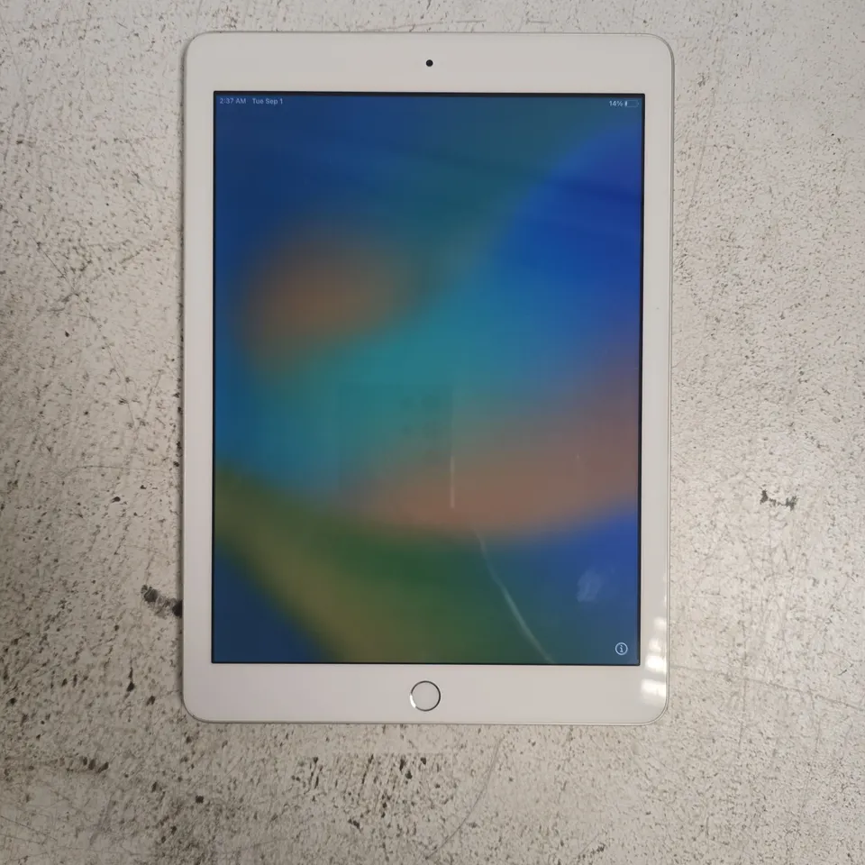 APPLE IPAD A1822