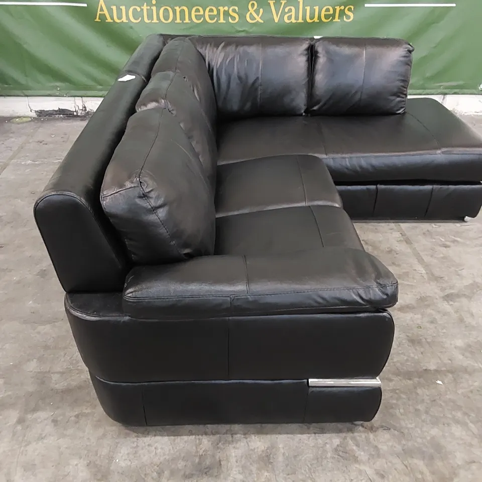 DESIGNER BLACK LEATHER CHAISE SOFA 