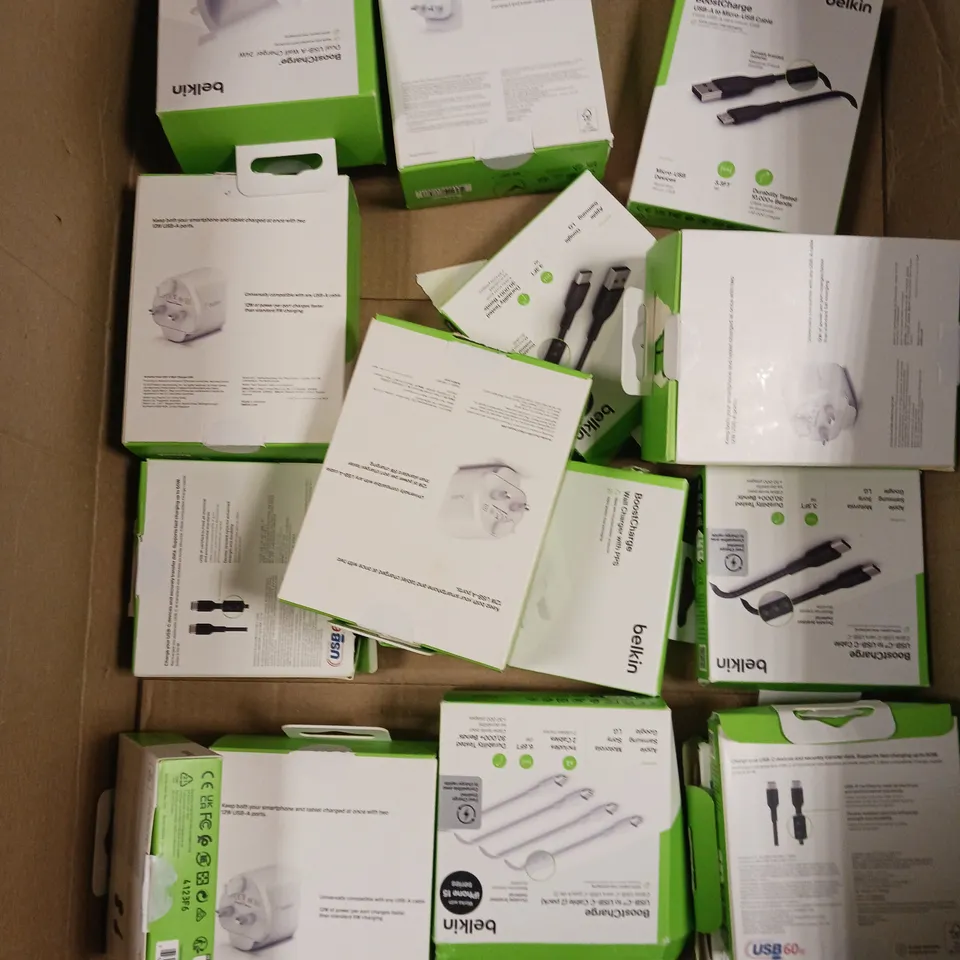 APPROXIMATELY 15 ASSORTED BOXED BELKIN CHARGING ACCESSORIES TO INCLUDE USB PLUGS & CHARGING CABLES 