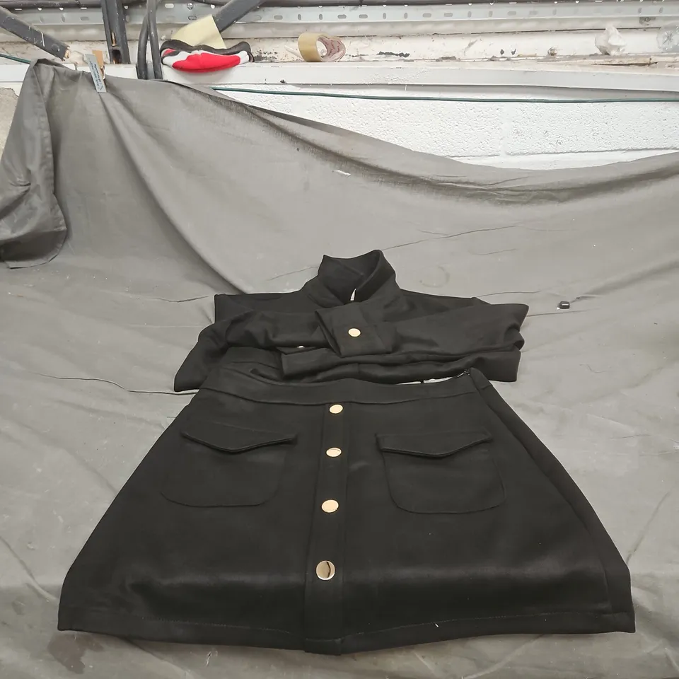 PINK BOUTIQUE 2 PIECE ITEM SUEDE SISTER BLACK FAUX SKIRT AND JACKET LARGE WITH TAGS