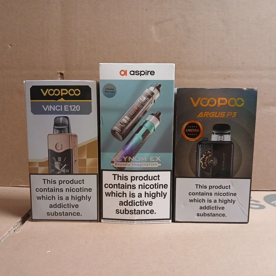 APPROXIAMTELY 15 ASSORTED VAPING PRODUCTS TO INCLUDE VOOPOO, ASPIRE, ETC - COLLECTION ONLY
