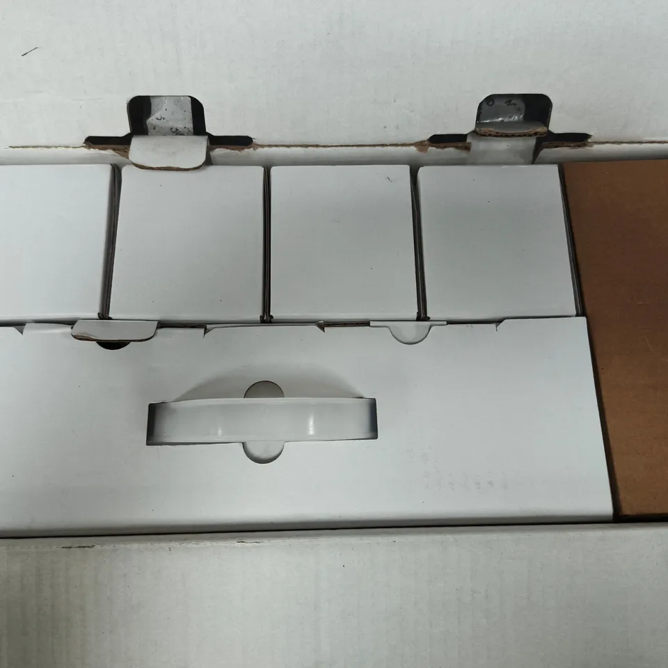 BOXED YALE SMART MOTION CCTV KIT – BOXED, 4 CAMERAS