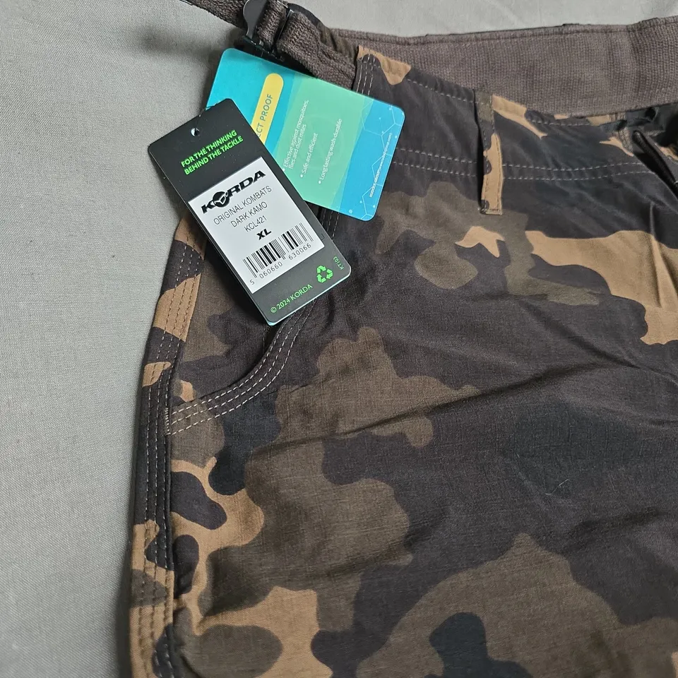 KORDA ORIGINAL KOMBATS IN DARK CAMO - XL