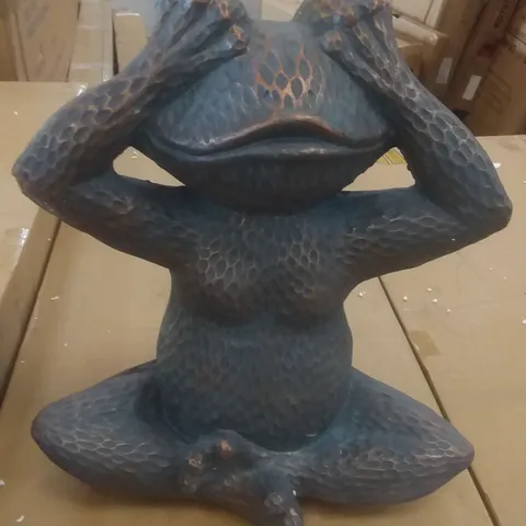 BOXED SEE NO EVIL FROG STATUE