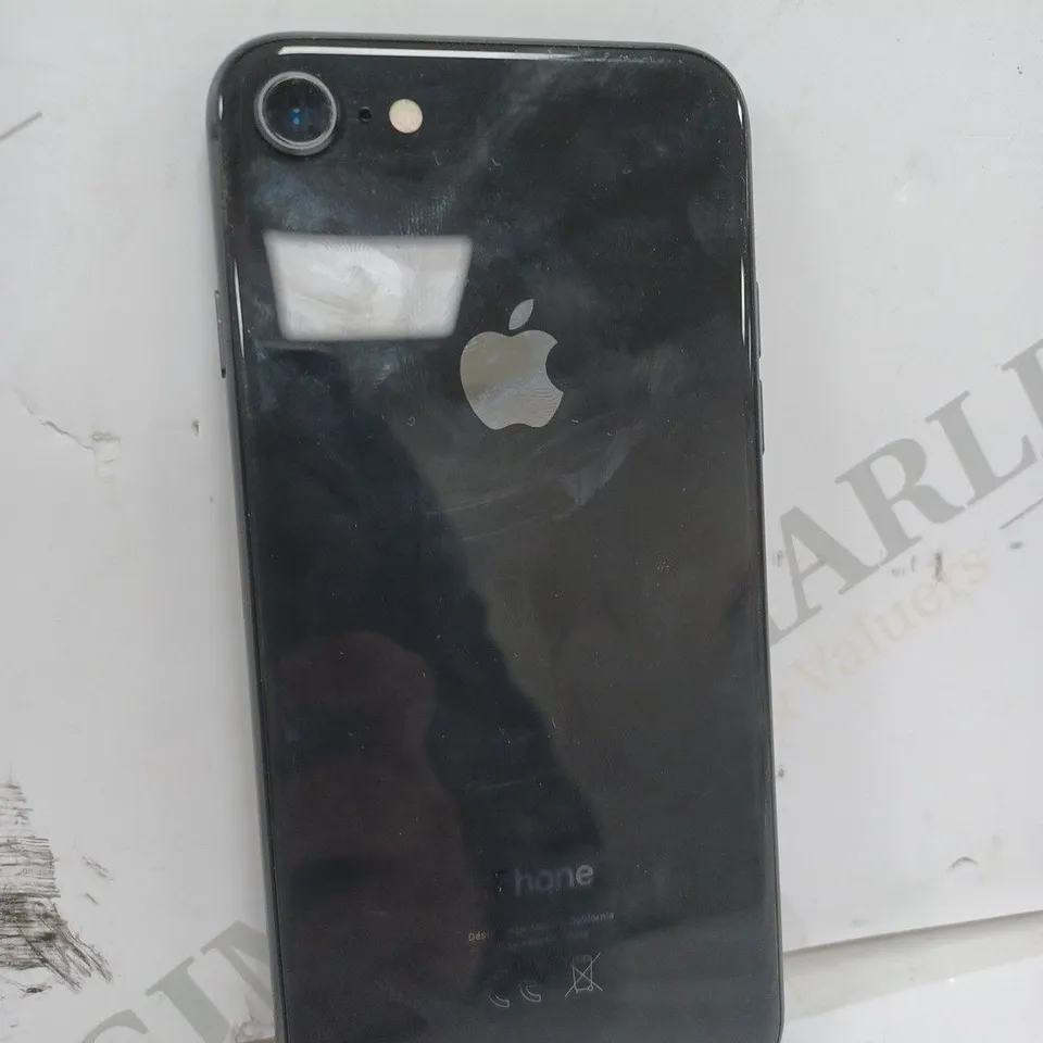 UNBOXED APPLE IPHONE 8 IN BLACK 