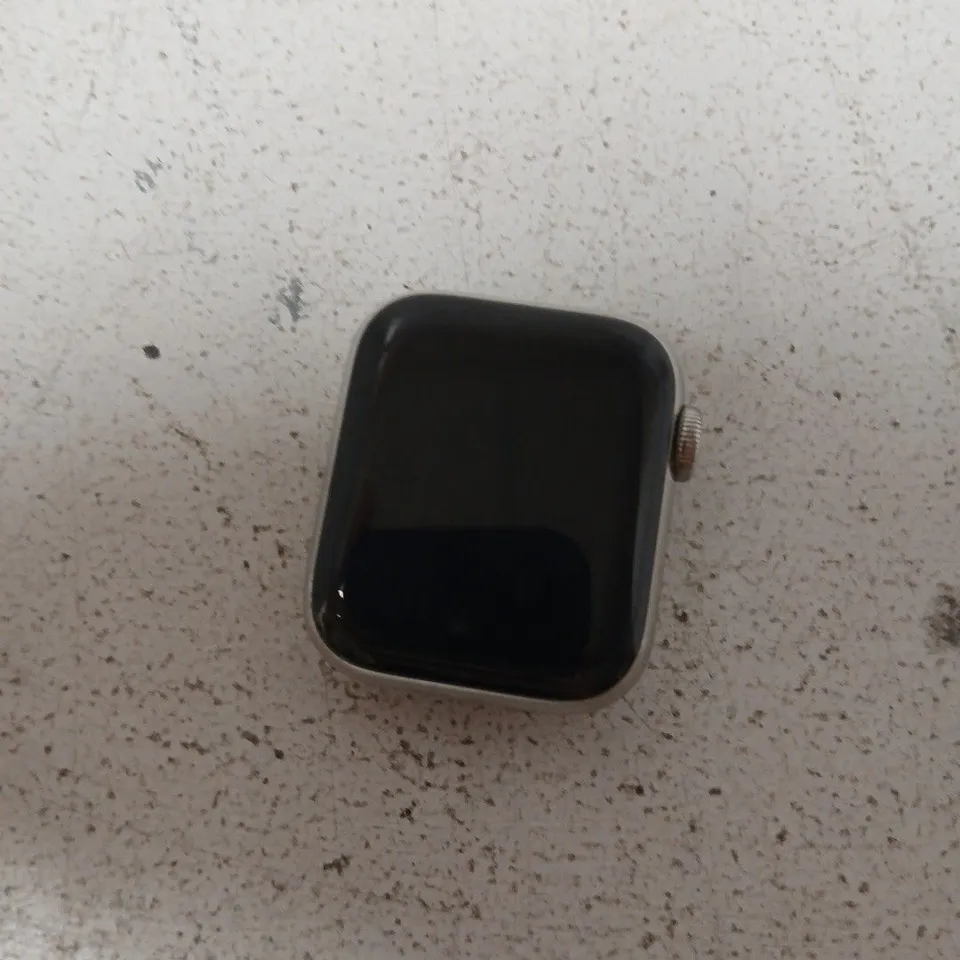 APPLE WATCH SERIES 6 40MM CELLULAR ALUMINIUM 