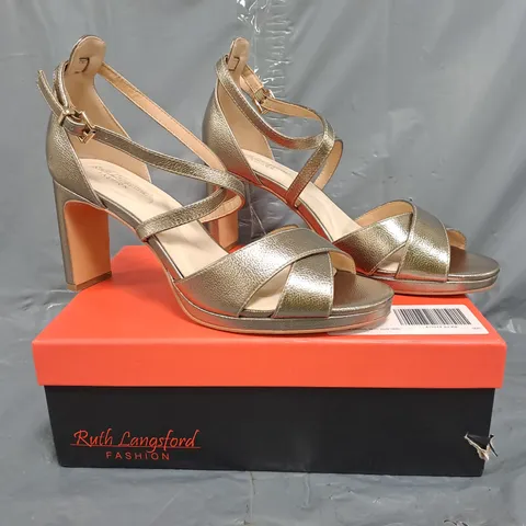 BOXED PAIR OF RUTH LANGSFORD OPEN TOE SLIM HEEL SANDALS IN CHAMPAGNE SIZE 9