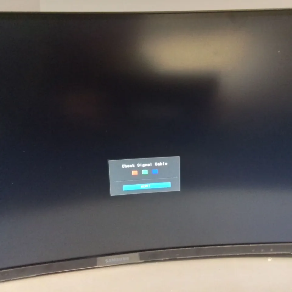 SAMSUNG CURVED 49" MONITOR WITH STAND