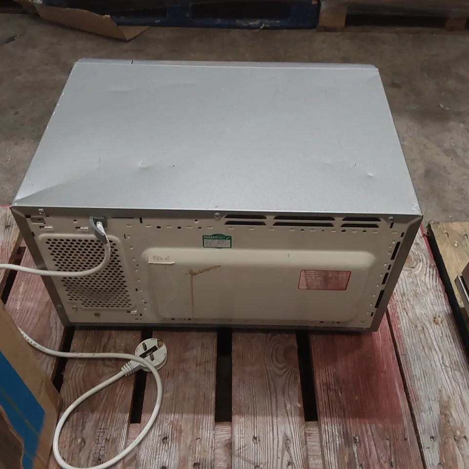 SHARP 900W MICROWAVE OVEN