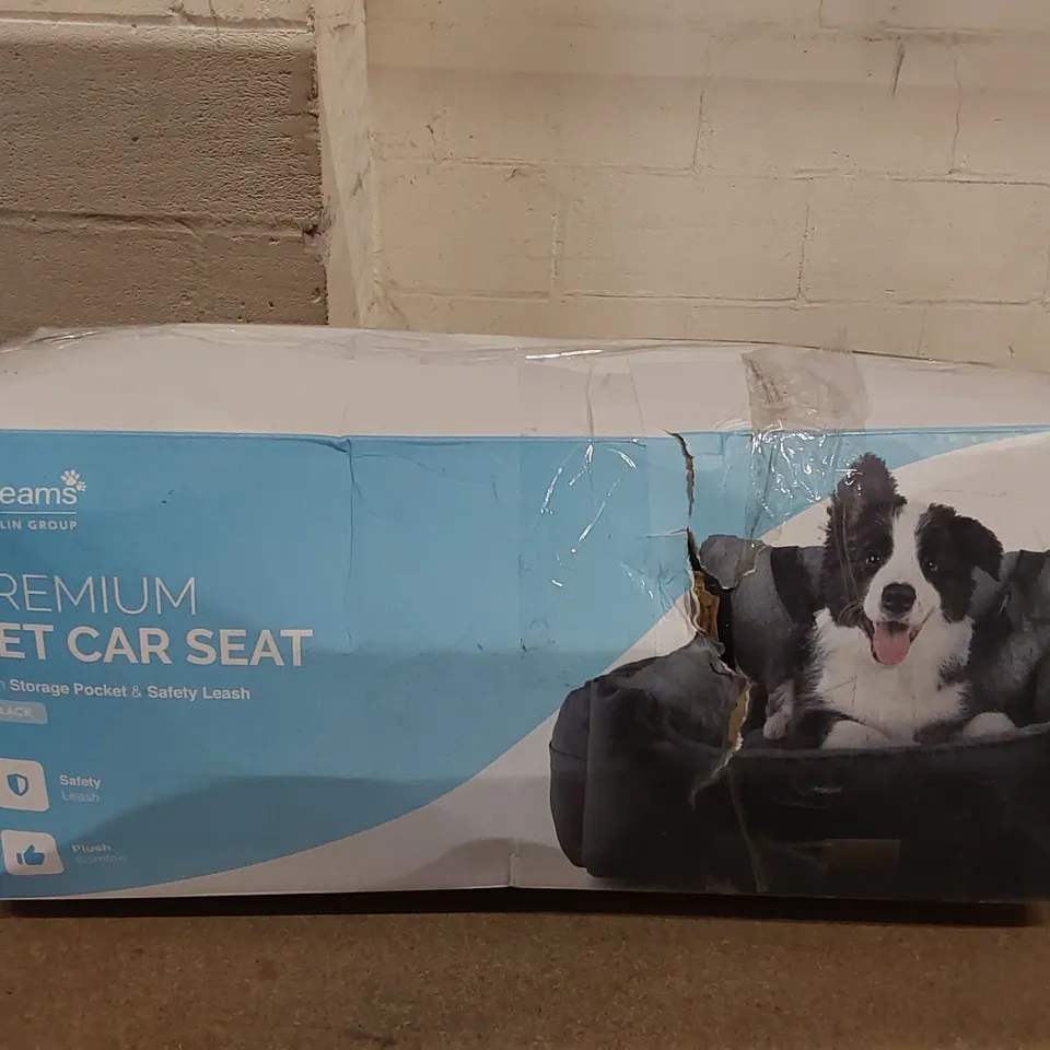 BOXED FURDREAMS PREMIUM PET CAR SEAT