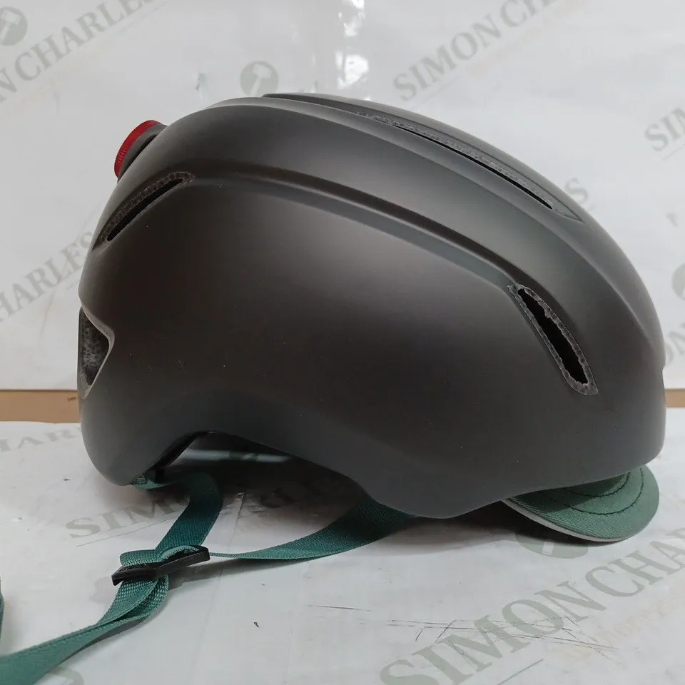 GIRO CADEN ADULT CYCLING HELMET - M