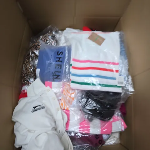 LARGE BOX OF APPROXIMATELY 20 ASSORTED CLOTHING ITEMS IN VARIOUS SIZES, STYLES AND COLOUR