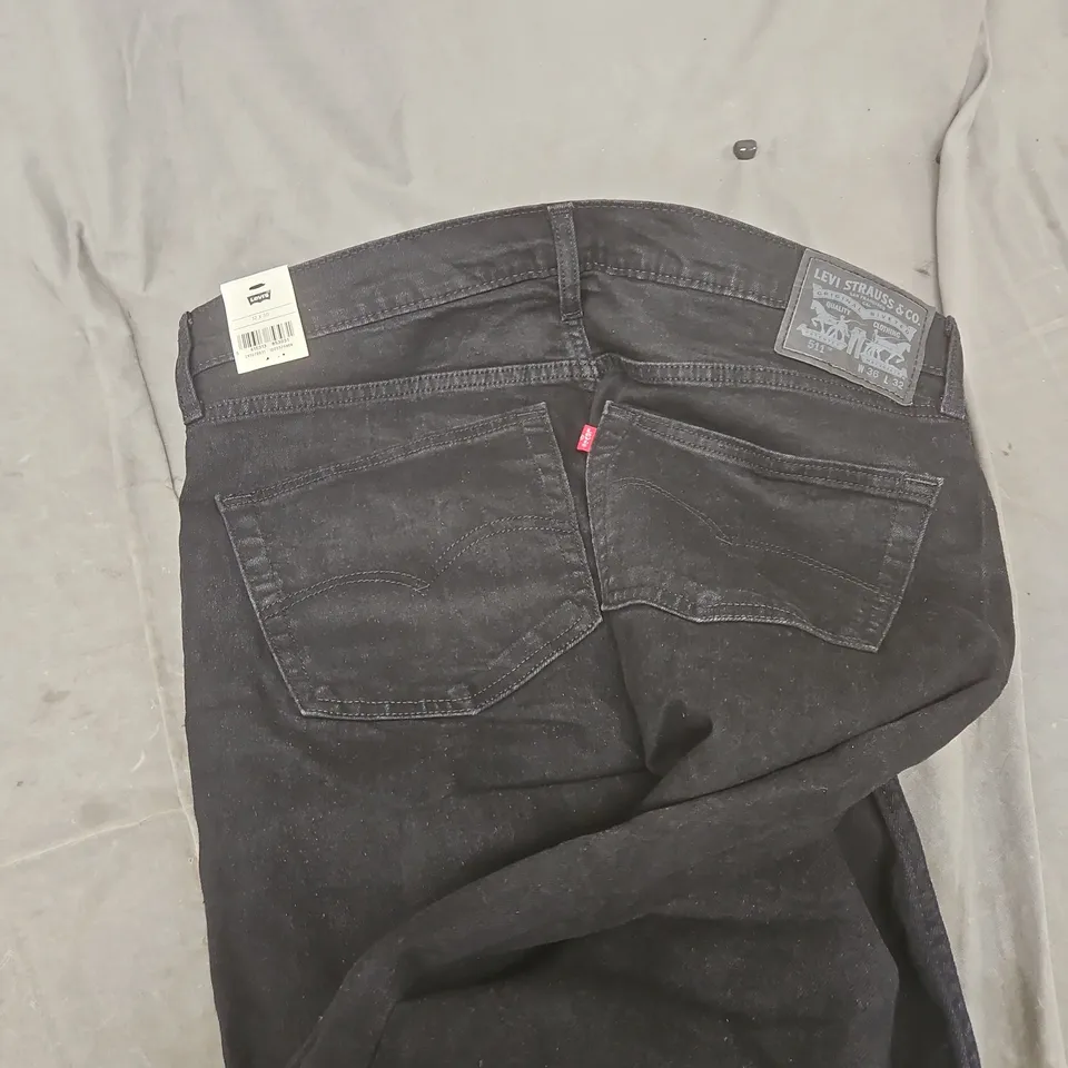 LEVI'S JEANS - DARK DENIM, UK 32 X 30