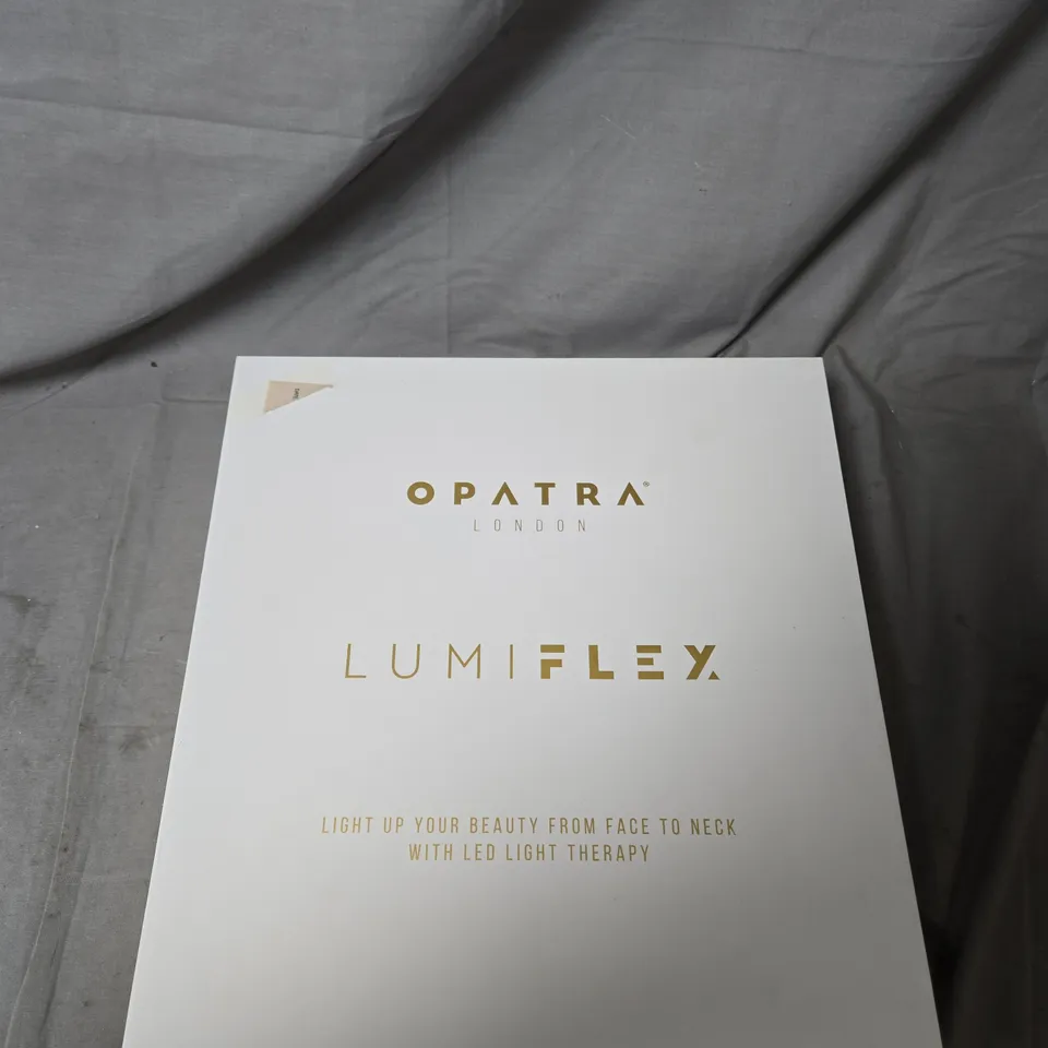 OPATRA LUMIFLEX LED LIGHT THERAPY DEVICE