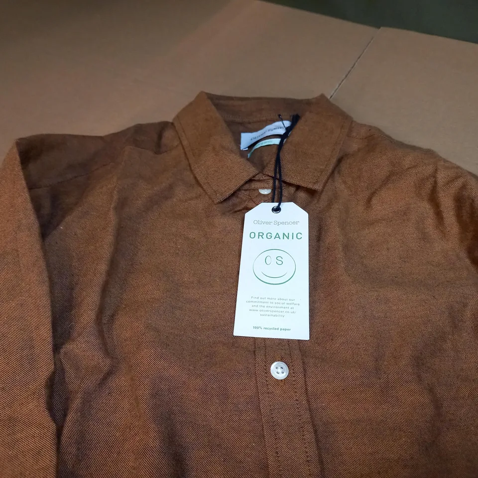OLIVER SPENCER CLERKENWELL TAB SHIRT IN RUST BROWN - SIZE 15