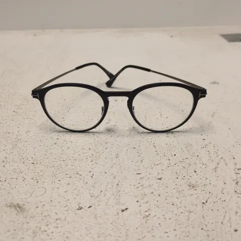 TOM FORD EYEWEAR – BLACK ROUND FRAME GLASSES, MADE IN ITALY