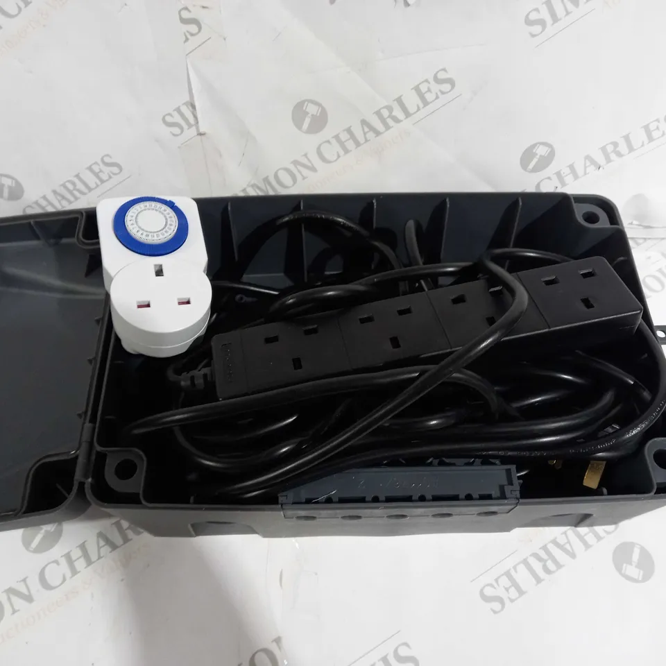 MASTERPLUG WEATHERPROOF BOX BLACK A01176Z, 24 HOUR MECHANICAL TIMER PLUG, 4 SOCKET MASTERPLUG EXTENSION CABLE