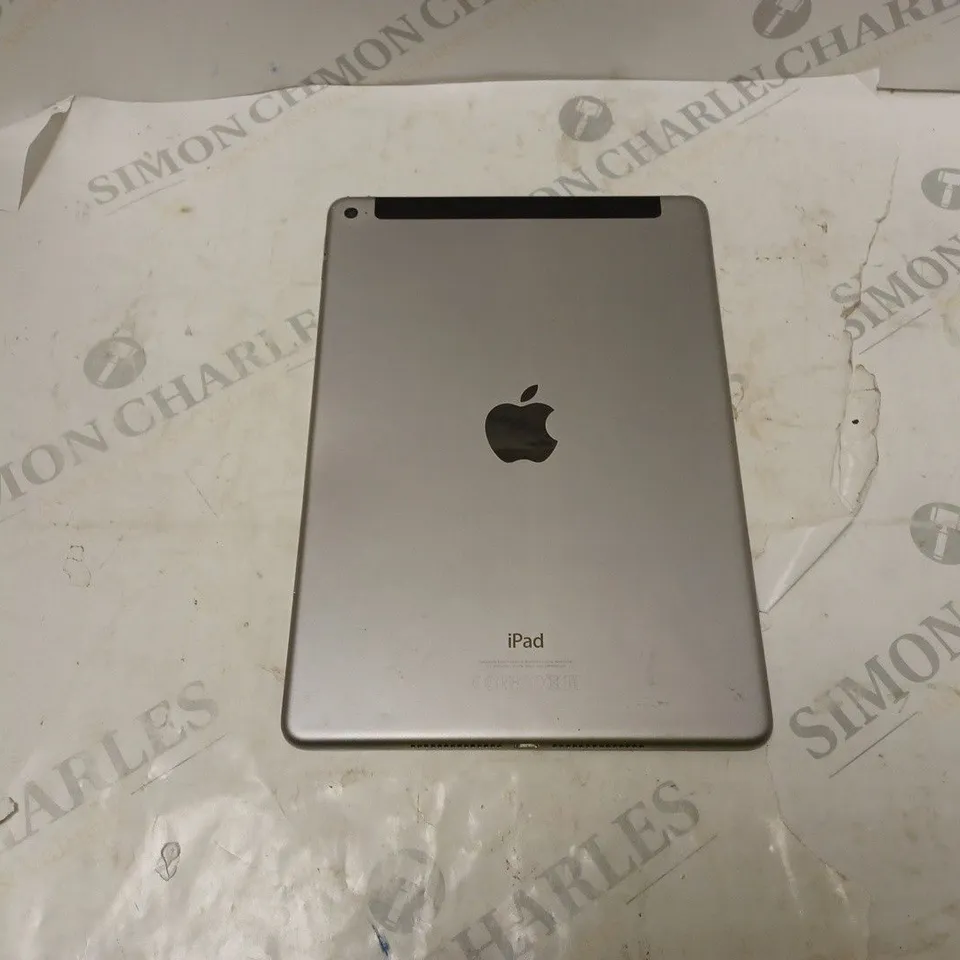 APPLE IPAD IN GREY MODEL A1567