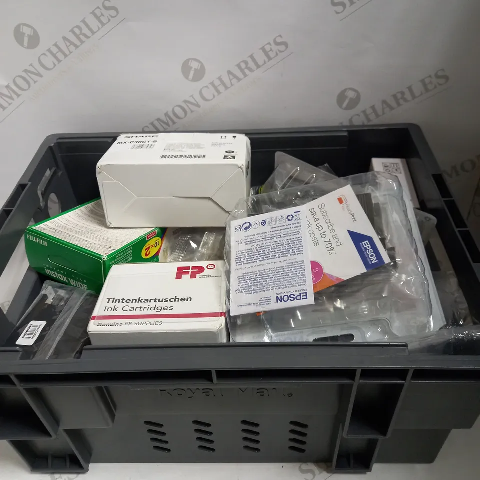 BOX TO CONTAIN APPROX. 20 X ASSORTED INK CARTRIDGES FOR PRINTERS, BRANDS & COLOURS VARY