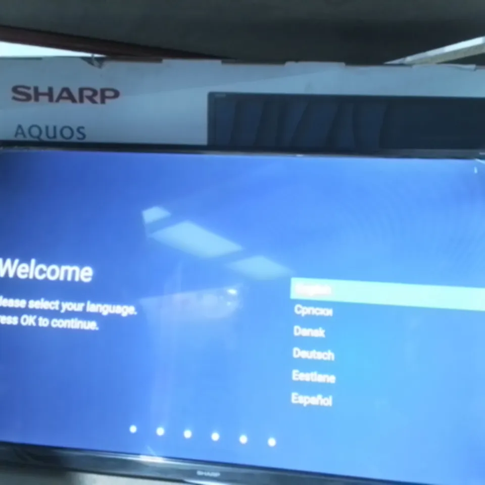 BOXED SHARP SMART TV HD/FULL HD 32" HD READY 32EE4K