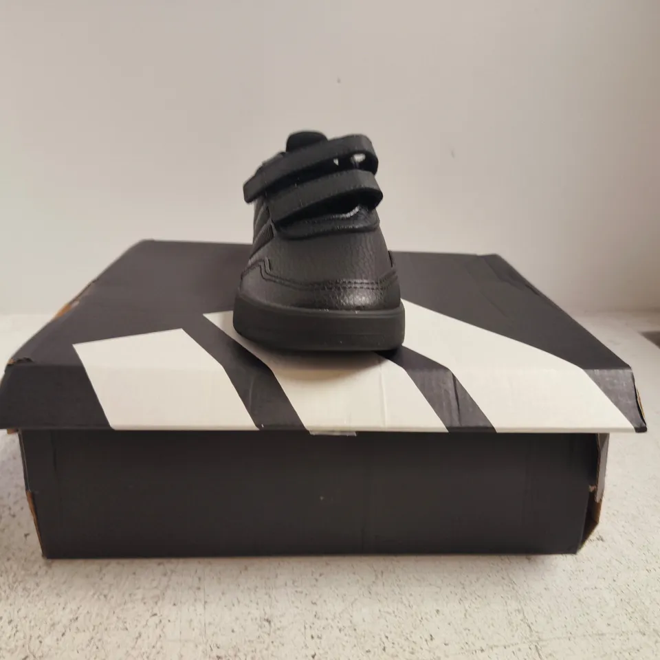 BOXED PAIR OF ADIDAS TENSAUR SPORT 3.0 KID'S TRAINERS IN BLACK SIZE UK 13