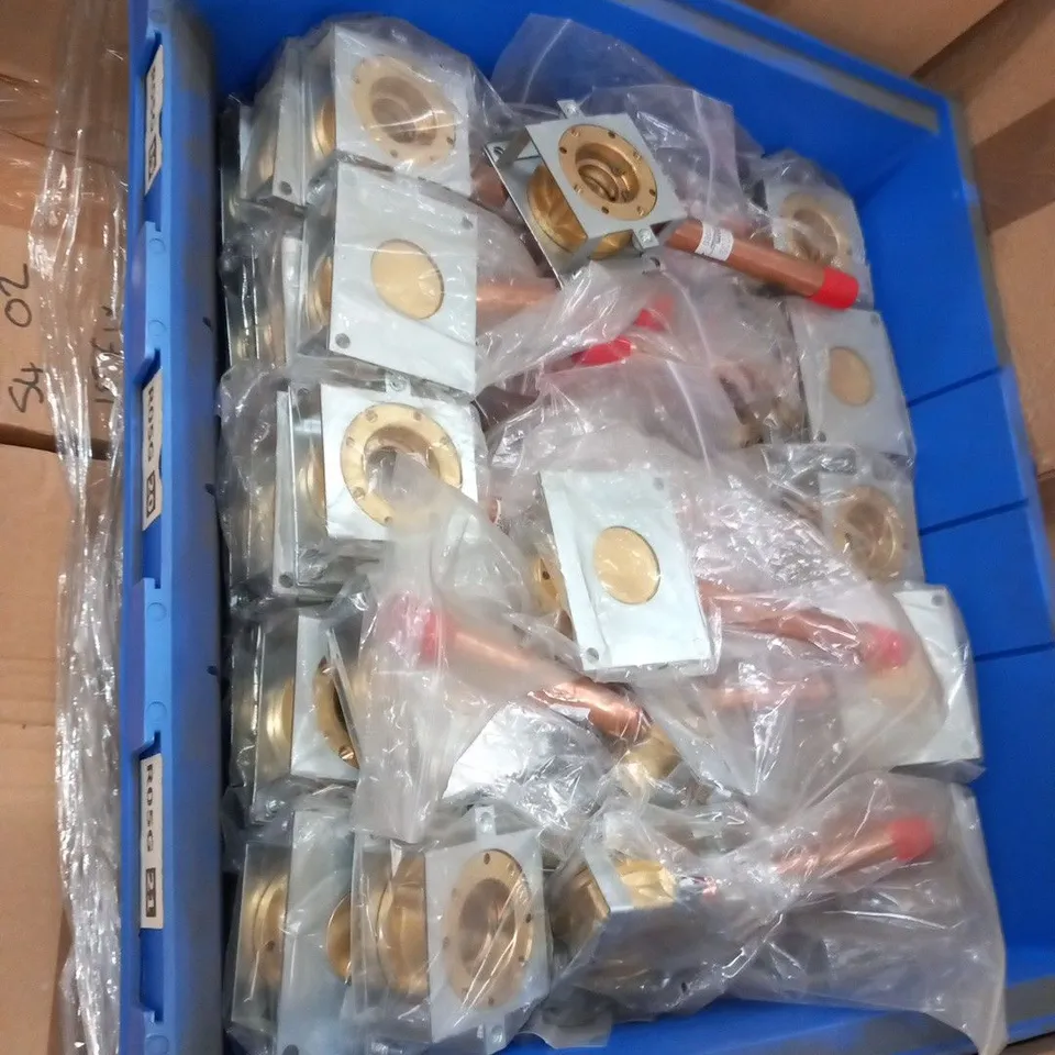 PALLET OF APPROXIMATELY 1900 BED HEAD TERMINAL UNIT GAS OUTLETS