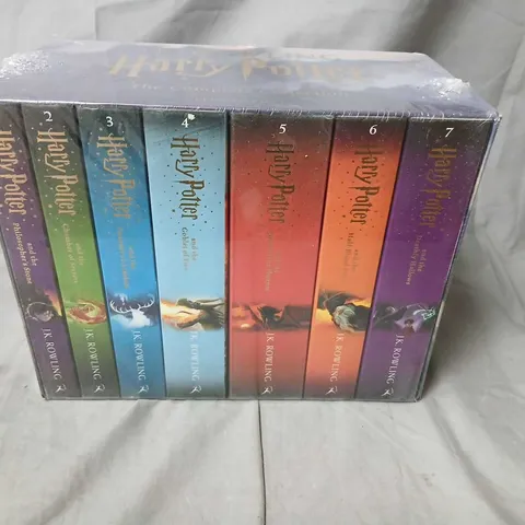 HARRY POTTER: THE COMPLETE COLLECTION – BLOOMSBURY BOXED SET (7 VOLUMES)