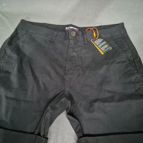 SUPERDRY VINTAGE CHINO SHORTS, NAVY - SIZE 34"