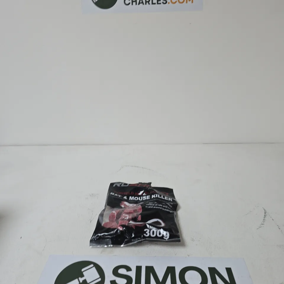 APPROXIMATELY 15 ASSORTED HOUSEHOLD ITEMS INCLUDING WASHING MACHINE CLEANER PRO AND RAT & MOUSE KILLER 