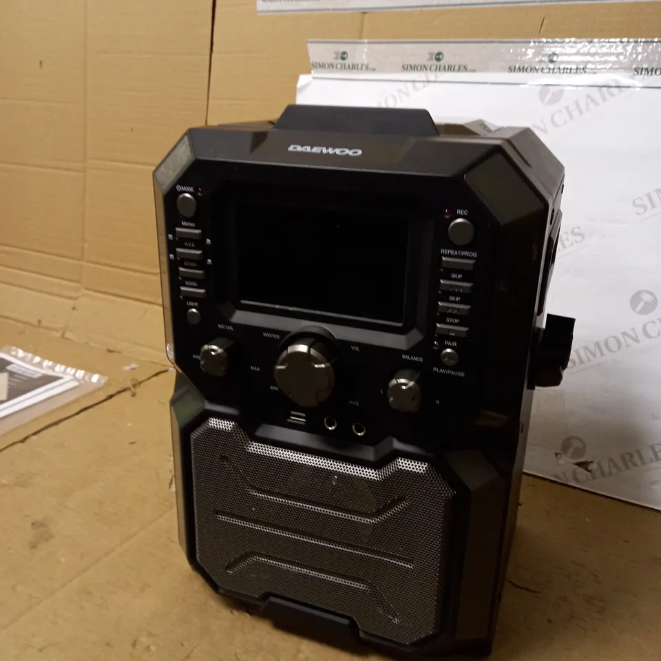 DAEWOO AVS1302 BLUETOOTH KARAOKE MACHINE