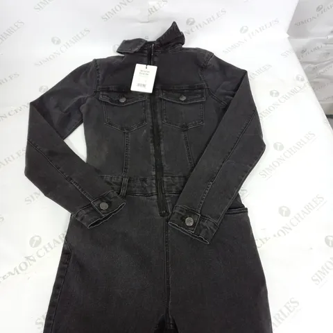 NEWLOOK DENIM JUMPSUIT SIZE 8