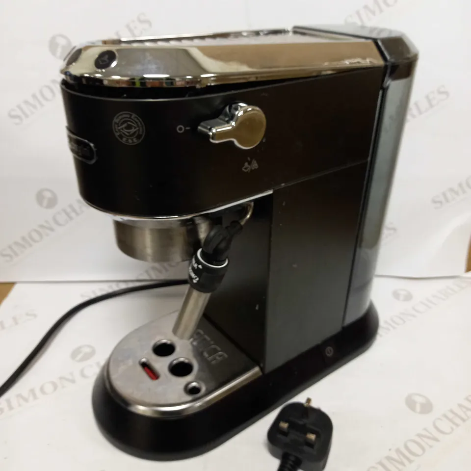 DE'LONGHI EC685 COFFEE MAKER 