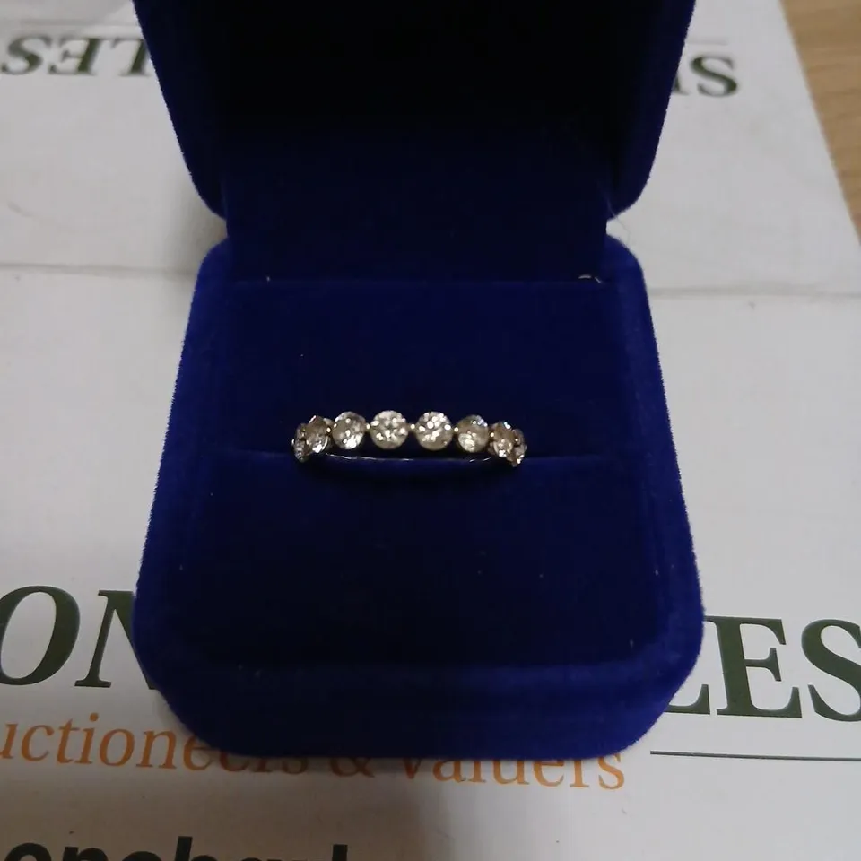 DIAMONIQUE RING WITH CLEAR STONES