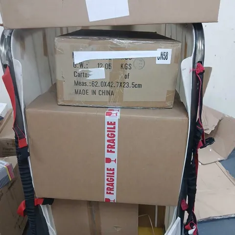 APPROXIMATELY 9 BOXES CONSISTING OF MULTIPLE ITEMS TO INCLUDE GROUPS OF TECH 21 EVO ROX, SAM TAB S9 TABLET CASES, FACE SHIELDS, ETC
