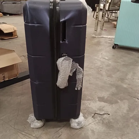 UNBOXED KEPLIN LUGG LIGHTWEIGHT DESIGN DARK BLUE COLOUR TRAVEL SUITCASE WITH WHEELS MISSING THE LOCK