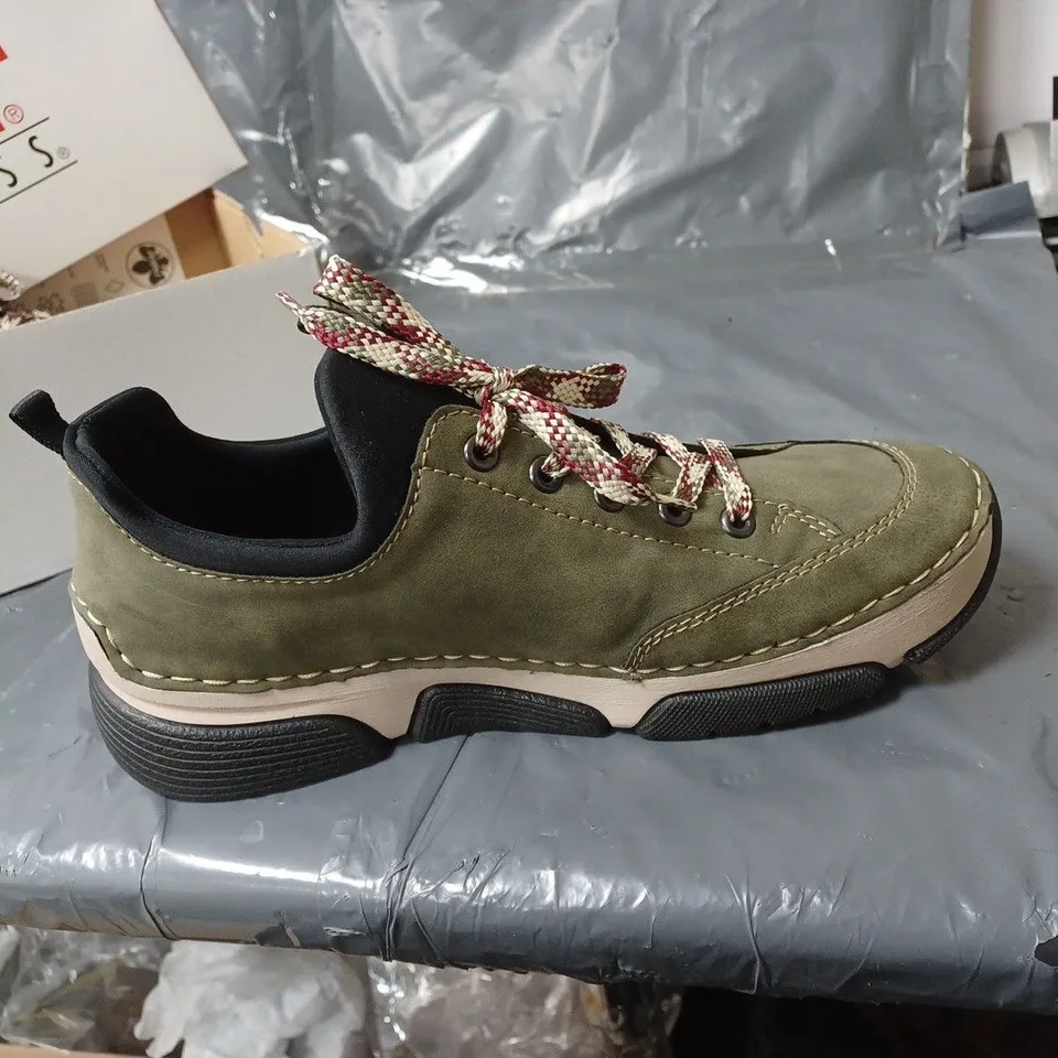 BOXED PAIR OF RIEKER DECK SHOES/TRAINERS - GREEN- SIZE 7 UK