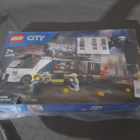 LEGO POLICE MOBILE CRIME LAB TRUCK - 60418