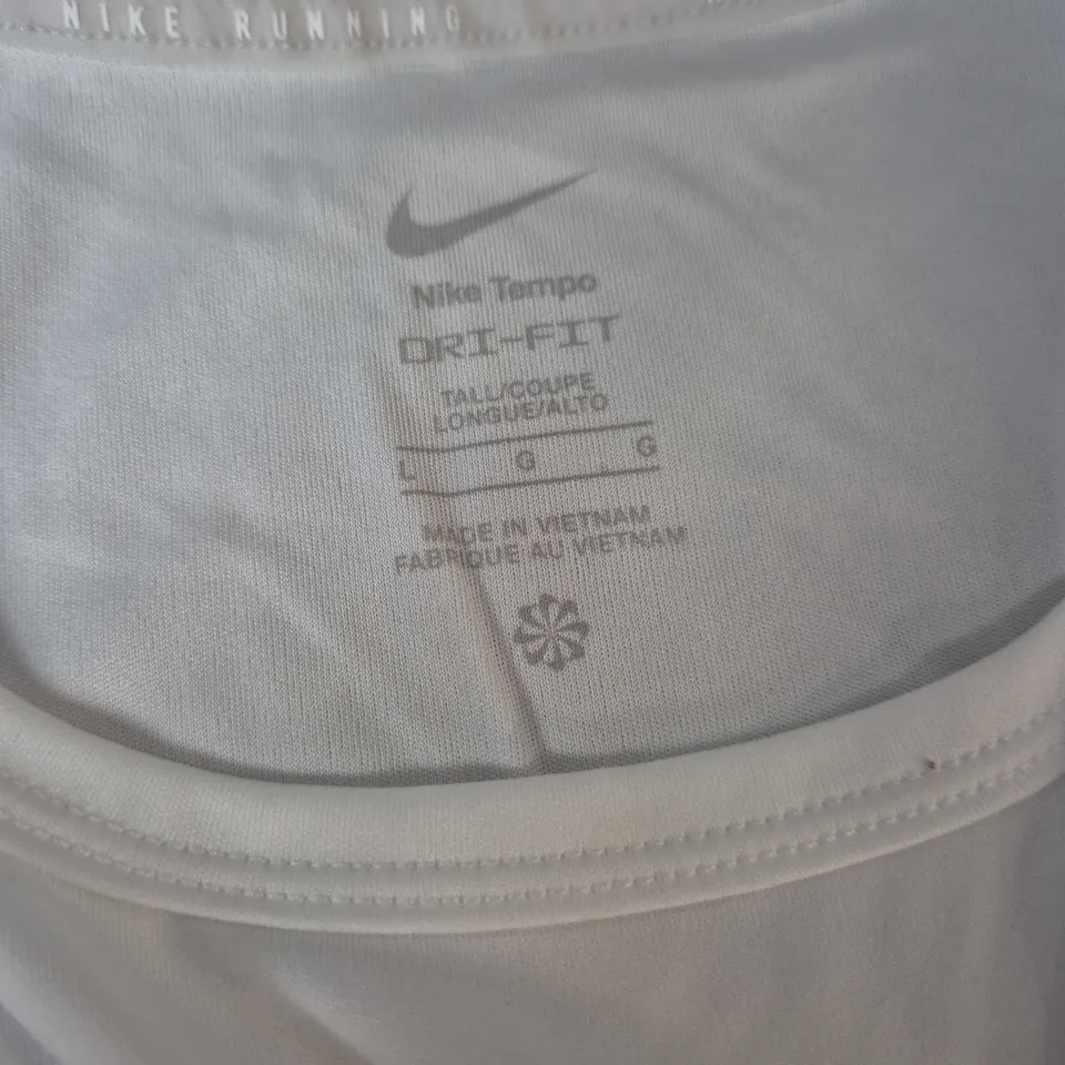 NIKE TEMPO DRI-FIT RUNNING TANK TOP – WHITE - LARGE