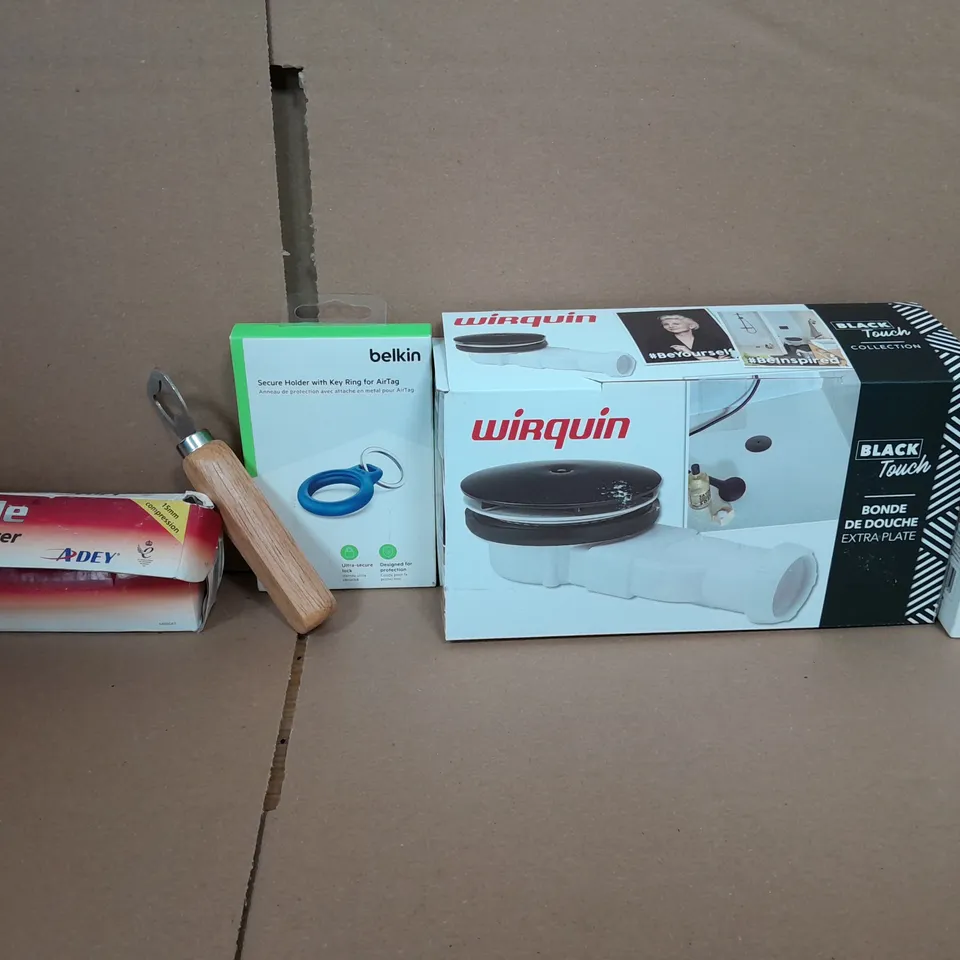 BOX OF APPROXIMATELY 14 ASSORTED ITEMS TO INCLUDE - BELKIN AIRTAG HOLDER , FAN , BOTTLE OPENER ETC