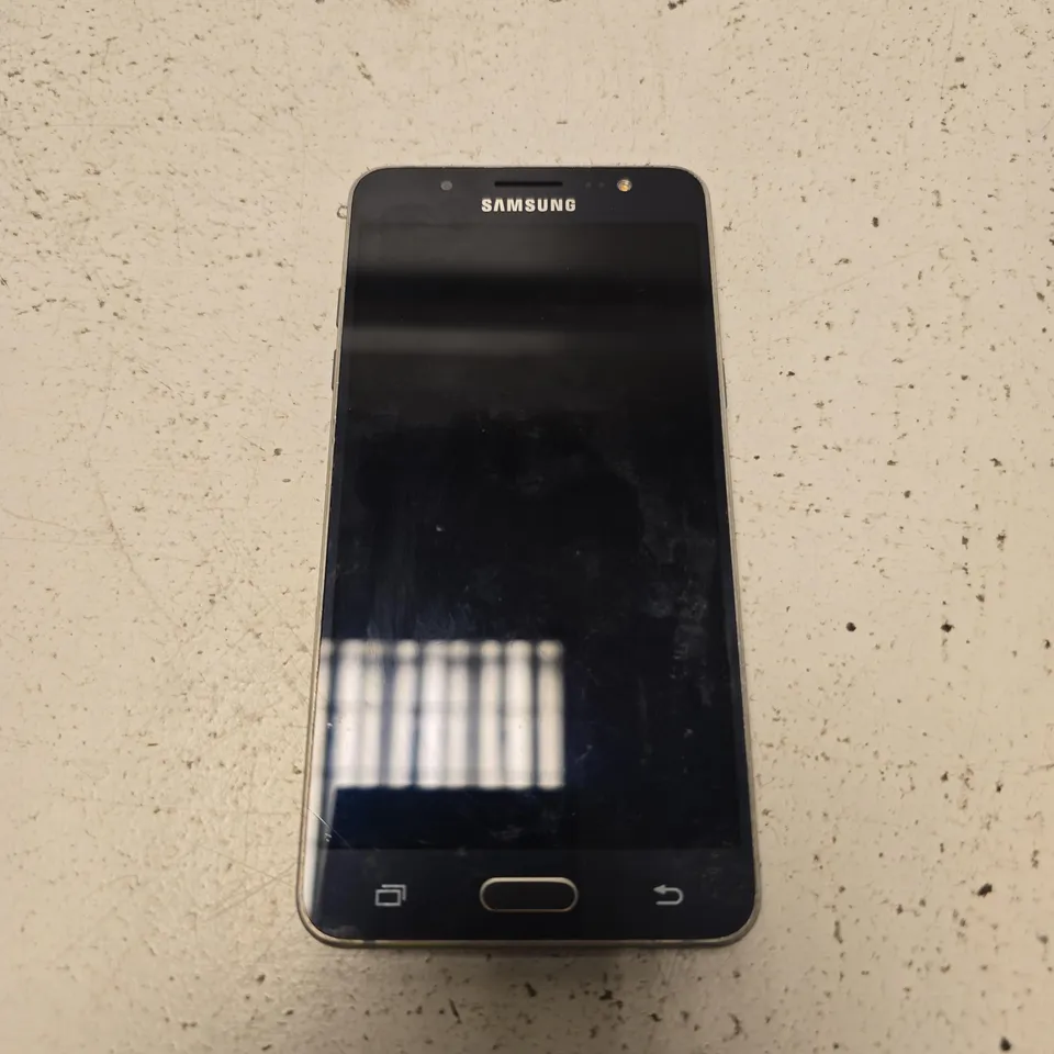 SAMSUNG SMARTPHONE – BLACK