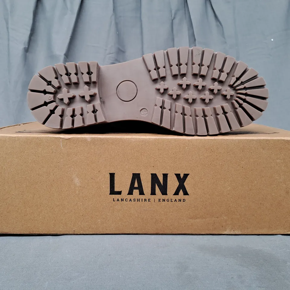 BOXED PAIR OF LANX DINCKLEY BOOTS IN BROWN UK SIZE 6.5